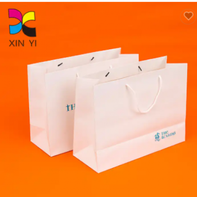 Guangzhou factory price custom decorative bags printing unique paper bag