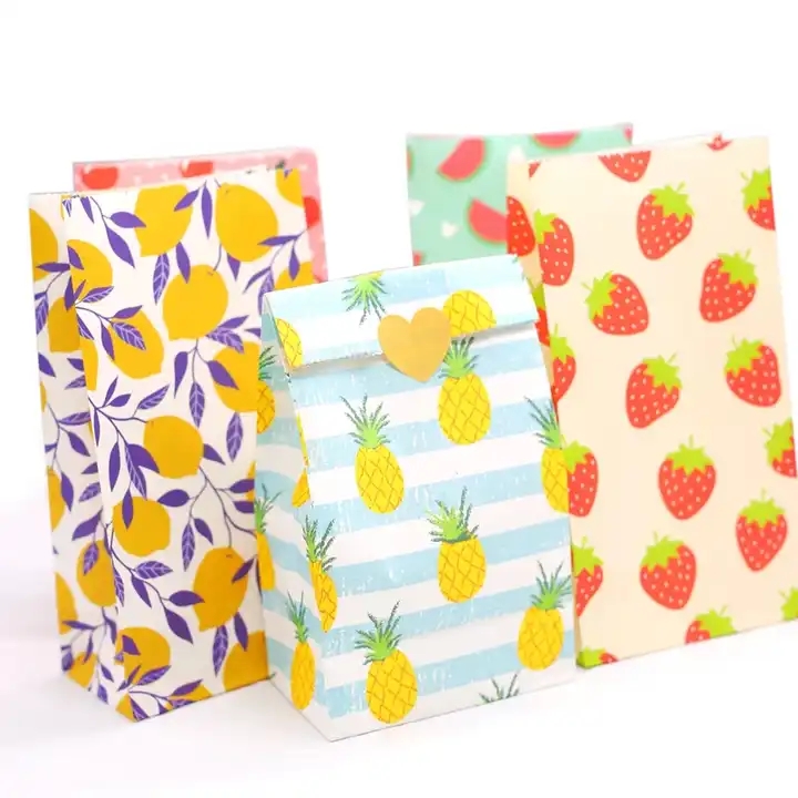 Beautiful Fruits Colorful Paper Bags Treat Candy Bags for Wedding/Birthday/ New Year Party Gift Bags / 1